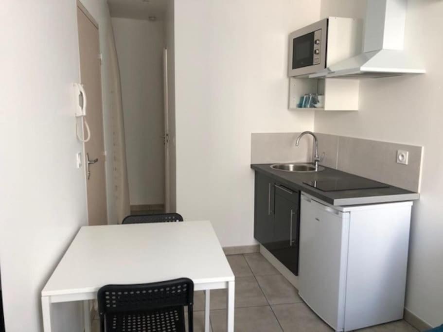 Studio 442 Clim + Parking A 10 Min Des Plages Appartement Perpignan Buitenkant foto